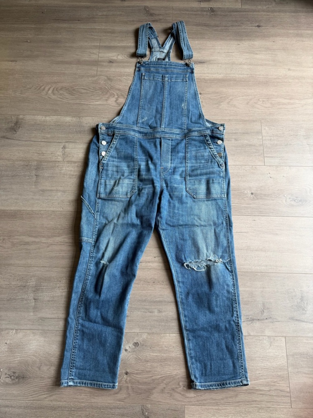 Citizens of Humanity Audrey distressed overalls - size large